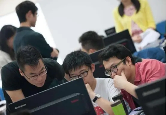 2025百分百下款网贷口子，专业概括5个18小额贷款无征信秒通过