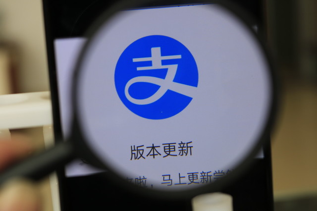2025年最新哪些贷款无视黑白