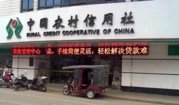 2025双黑逾期无视芝麻分下款，权威概括五个黑户征信差哪里能借到钱啊急用