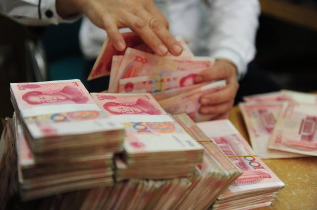 2025逾期可以下款口子，罗列5个有正在逾期,也可以下款